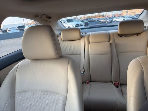 Used 2010 Lexus ES 350 image 21