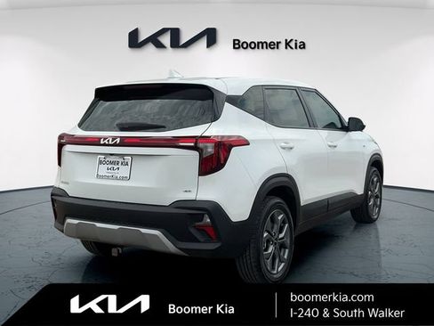 Certified 2024 Kia Seltos LX AWD/4WD image 5