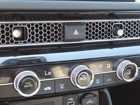Used 2024 Honda Civic Sport image 27