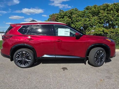 New 2026 Nissan Rogue Platinum w/ Platinum Premium Package image 21