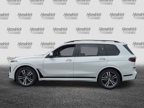 Used 2026 BMW X7 xDrive40i w/ M Sport Package AWD/4WD image 7