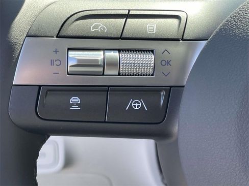 New 2026 Hyundai Kona SEL Premium image 19