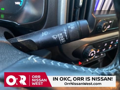 Used 2021 Chevrolet Colorado LT image 29