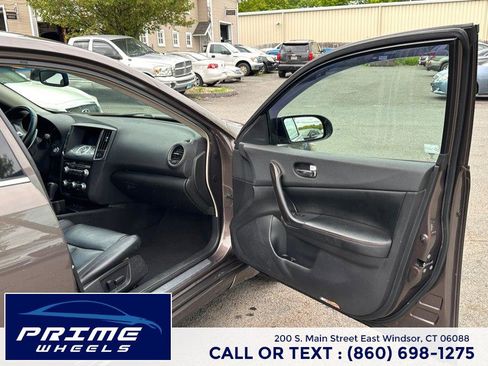 Used 2012 Nissan Maxima 3.5 SV w/ Premium Pkg FWD image 16