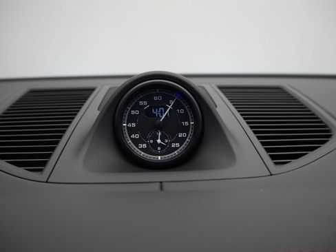 Certified 2023 Porsche Macan S image 47