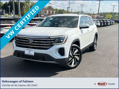 Used 2025 Volkswagen Atlas SE image 1
