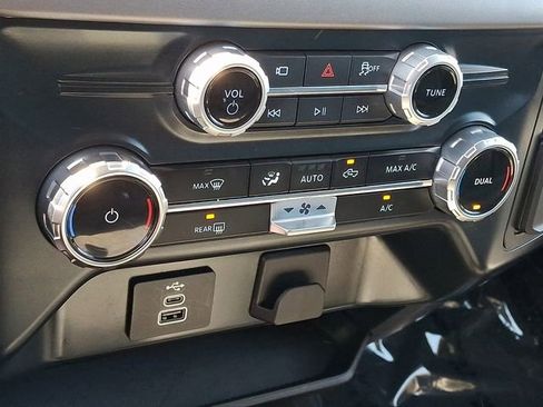 Used 2025 Ford F150 XLT w/ Equipment Group 301A Standard AWD/4WD image 15