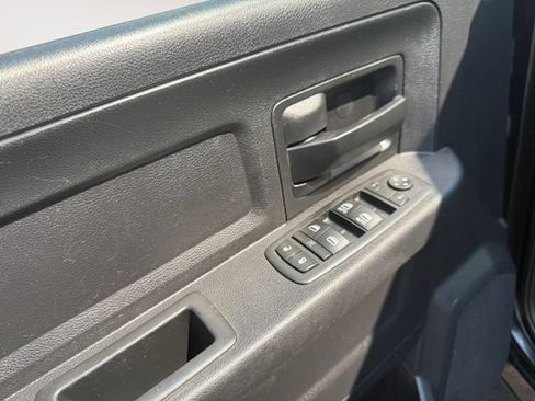 Used 2016 RAM 1500 Express w/ Black Ram 1500 Express Group AWD/4WD image 10