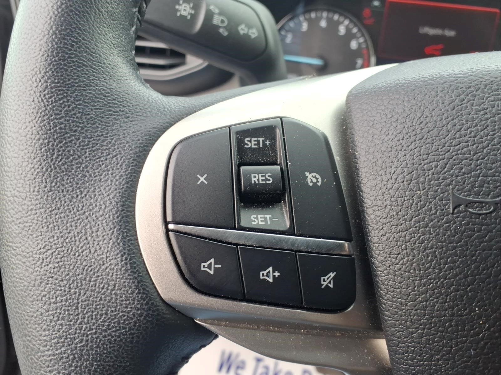 Used 2024 Ford Explorer XLT AWD/4WD image 19