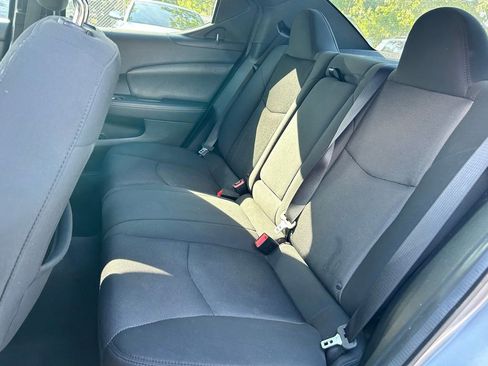 Used 2013 Dodge Avenger SXT FWD image 20