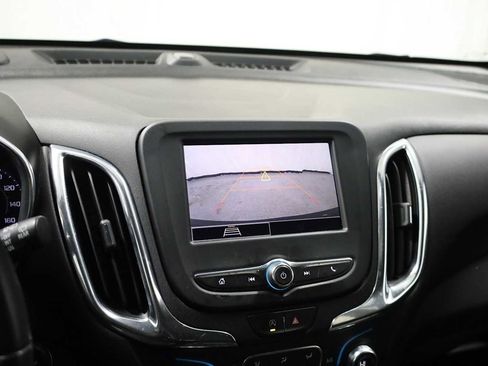 Used 2022 Chevrolet Equinox LT image 30