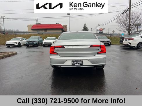 Used 2018 Volvo S90 T6 Inscription w/ Convenience Package image 11