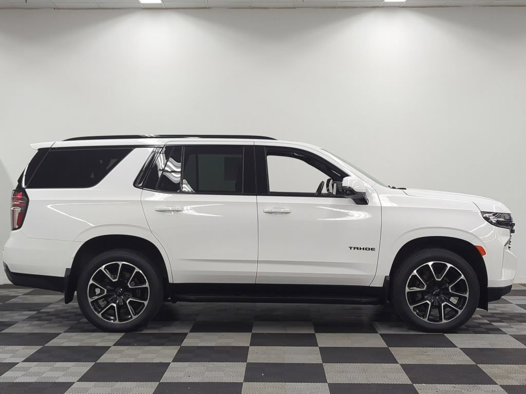 Used 2023 Chevrolet Tahoe RST w/ Luxury Package AWD/4WD image 2