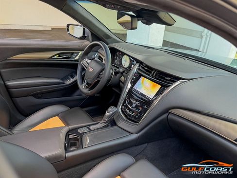Used 2019 Cadillac CTS V w/ Luxury Package image 29