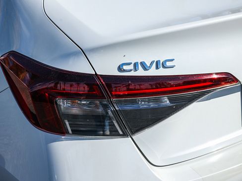 Used 2025 Honda Civic LX image 8