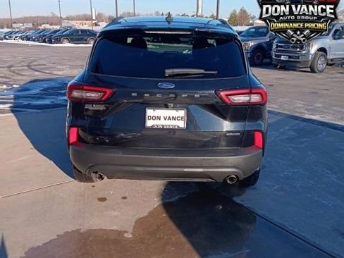 Used 2025 Ford Escape ST-Line image 6