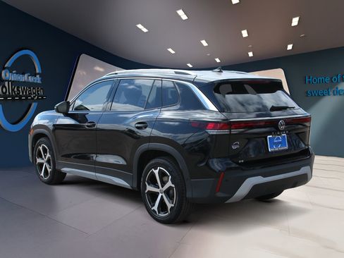 New 2026 Volkswagen Tiguan SE FWD image 6