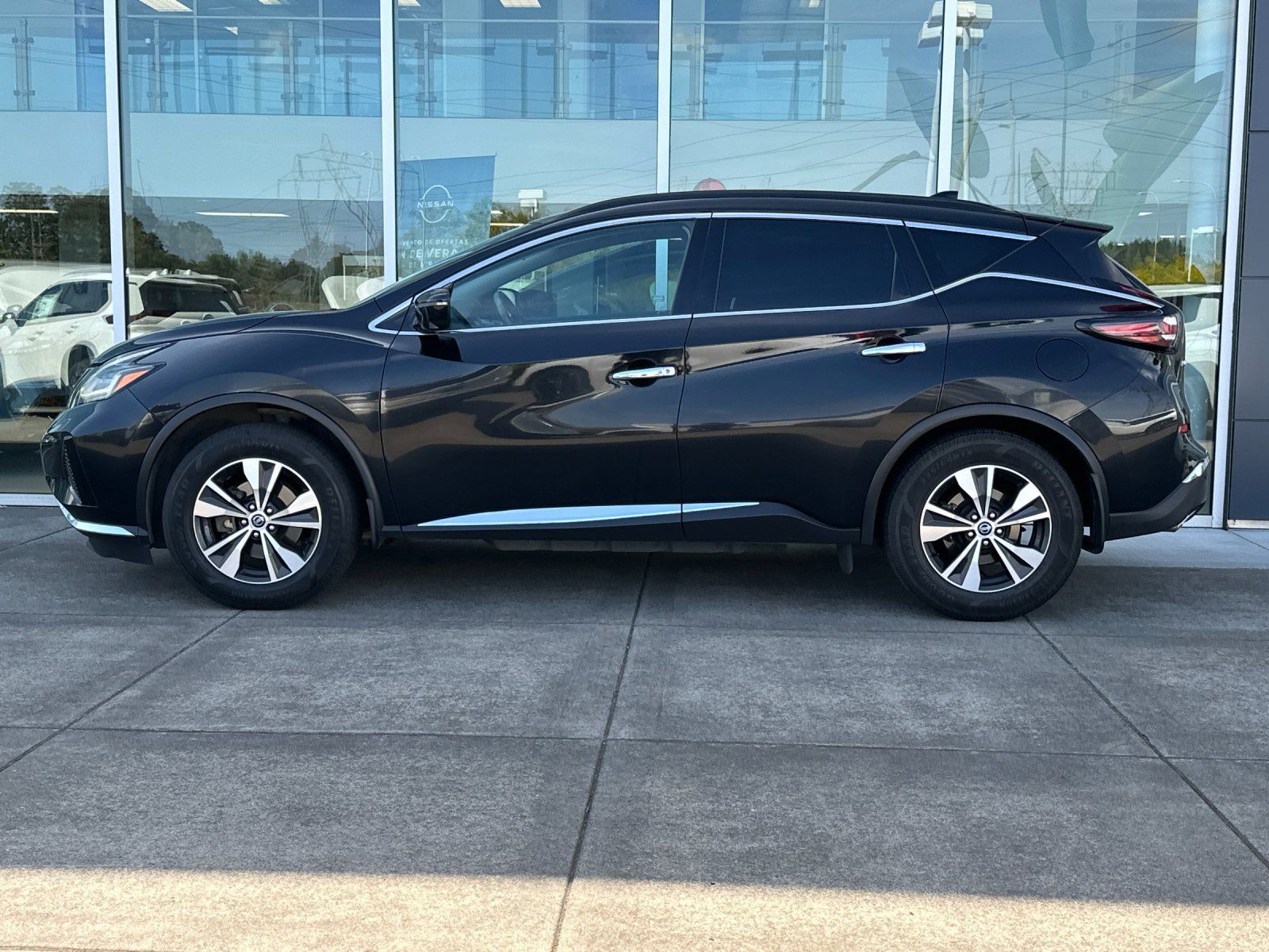 Used 2020 Nissan Murano SV AWD/4WD image 6