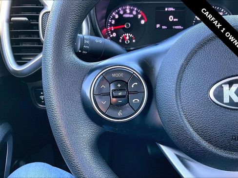 Used 2021 Kia Soul LX image 11