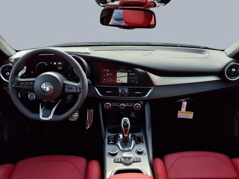 New 2025 Alfa Romeo Giulia image 10