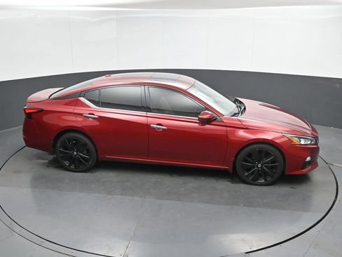 Used 2019 Nissan Altima 2.5 Platinum AWD/4WD image 29