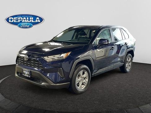 Used 2022 Toyota RAV4 XLE AWD/4WD image 1