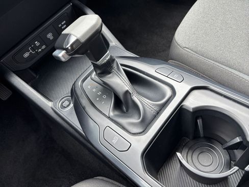 Used 2025 Kia K4 LXS image 43