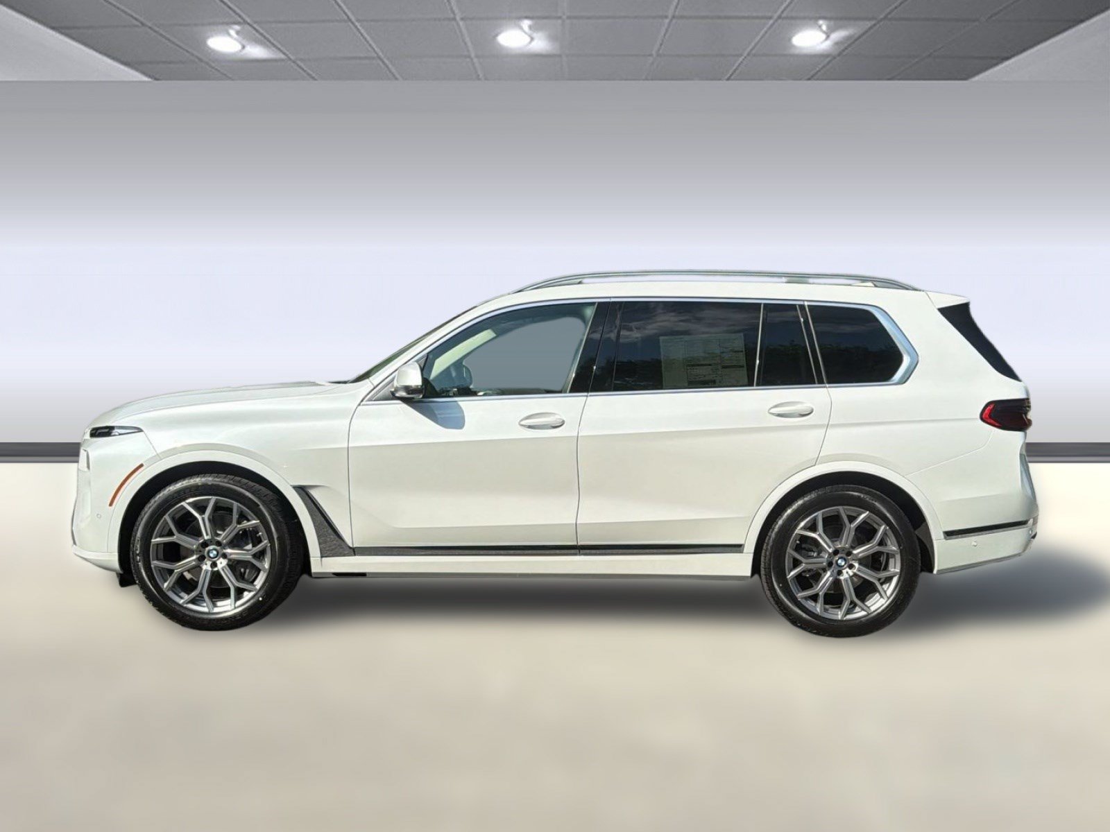 Used 2027 BMW X7 xDrive40i AWD/4WD image 2
