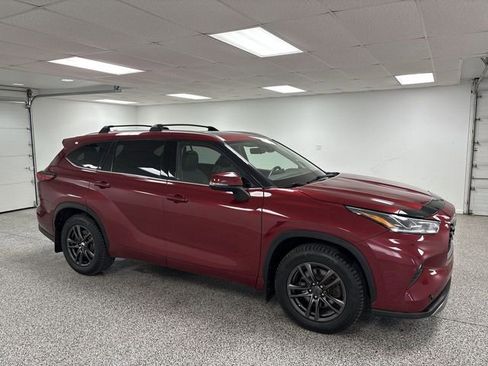 Used 2021 Toyota Highlander Platinum image 75