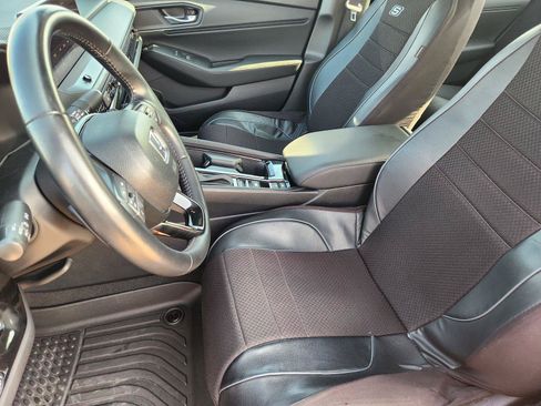 Used 2025 Honda Accord Sport image 11