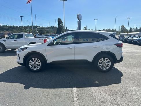 New 2025 Ford Escape Active w/ Cold Weather Package image 6