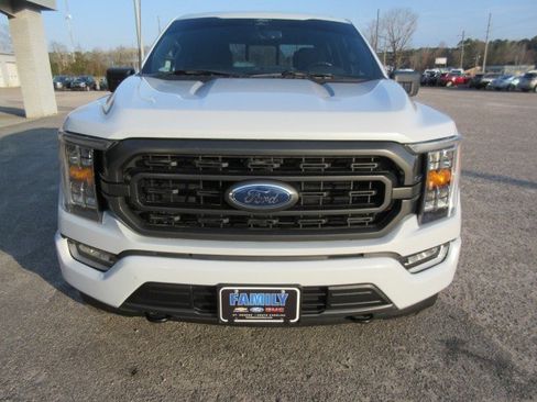 Used 2022 Ford F150 XLT w/ Equipment Group 302A High AWD/4WD image 8