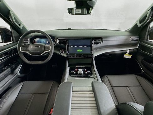 New 2026 Jeep Grand Wagoneer L Limited w/ Premium Group II AWD/4WD image 32