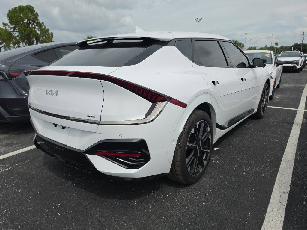 Certified 2025 Kia EV6 GT-Line AWD/4WD image 17