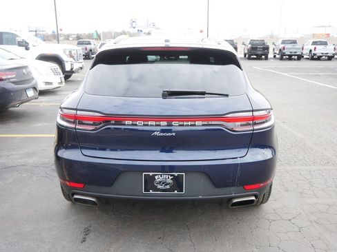Used 2021 Porsche Macan image 6