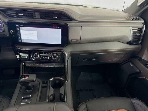 Used 2024 GMC Sierra 1500 AT4 w/ Technology Package image 27