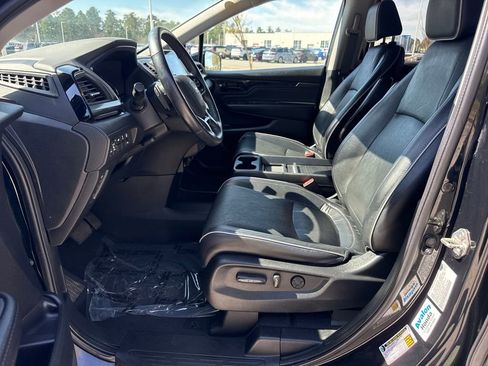Used 2021 Honda Odyssey Elite image 13
