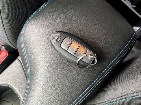 Used 2023 Nissan Leaf S image 33