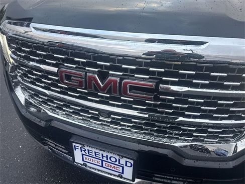 Used 2023 GMC Acadia Denali w/ Denali Ultimate Package image 31