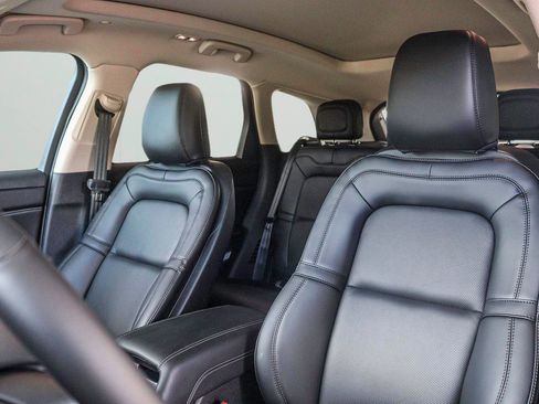 New 2024 Lincoln Corsair Grand Touring image 11