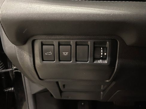 Used 2024 Subaru Ascent Limited AWD/4WD image 34