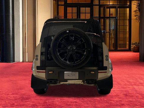 New 2026 Land Rover Defender 110 OCTA AWD/4WD image 9
