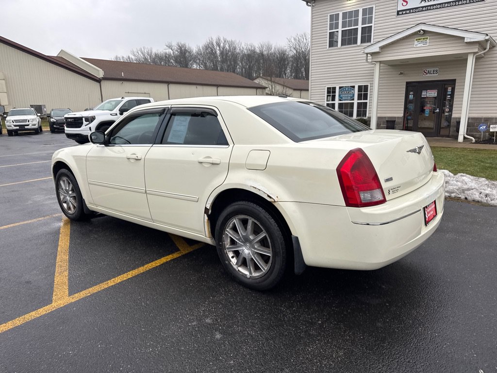 Used 2007 Chrysler 300 Touring L w/ Luxury Group AWD/4WD image 8