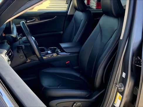 Used 2022 Lincoln Nautilus Reserve image 7