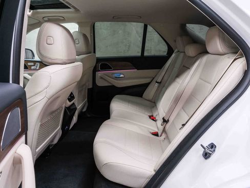 Used 2026 Mercedes-Benz GLE 450e 4MATIC image 23