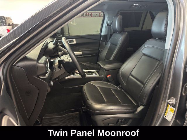 Used 2023 Ford Explorer XLT w/ Equipment Group 202A AWD/4WD image 5