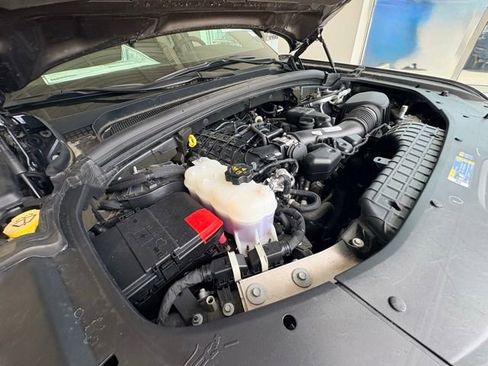 Used 2023 Jeep Grand Cherokee Limited RWD image 32