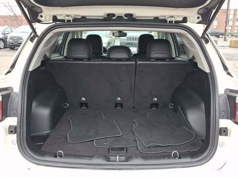 Used 2019 Jeep Compass Latitude image 29