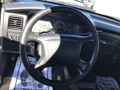 Used 2004 Dodge Dakota SLT AWD/4WD image 13