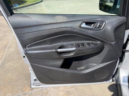 Used 2013 Ford Escape SE FWD image 12